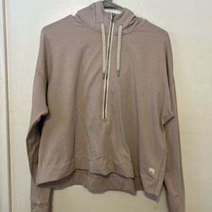 Vuori Pull Over
